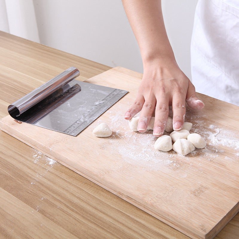 Stainless Steel Dough Cutter & Bench Scraper with Scale – 6-Inch Baking Pastry Chopper and Kitchen Scraper